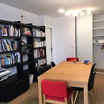 2 Bedroom Flat Near Pere Lachaise